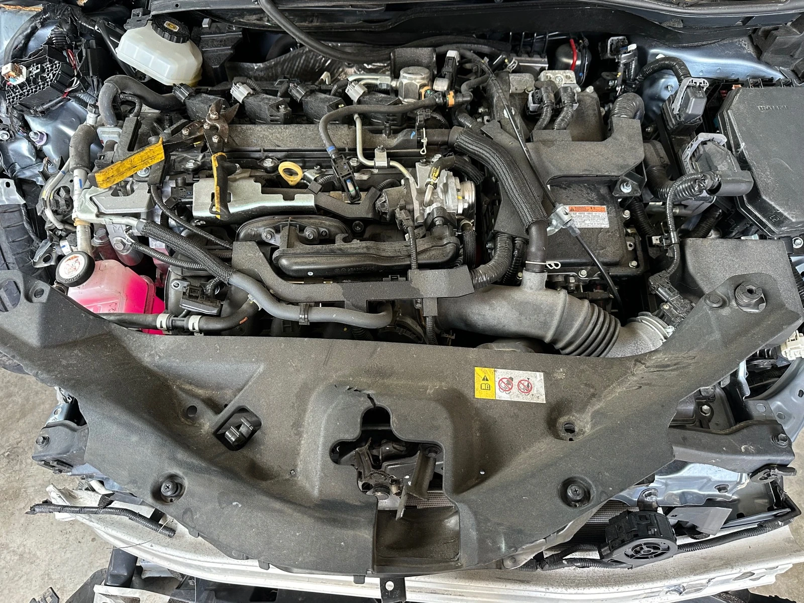 Toyota C-HR Фейс-2.0-184кс-GR - изображение 10