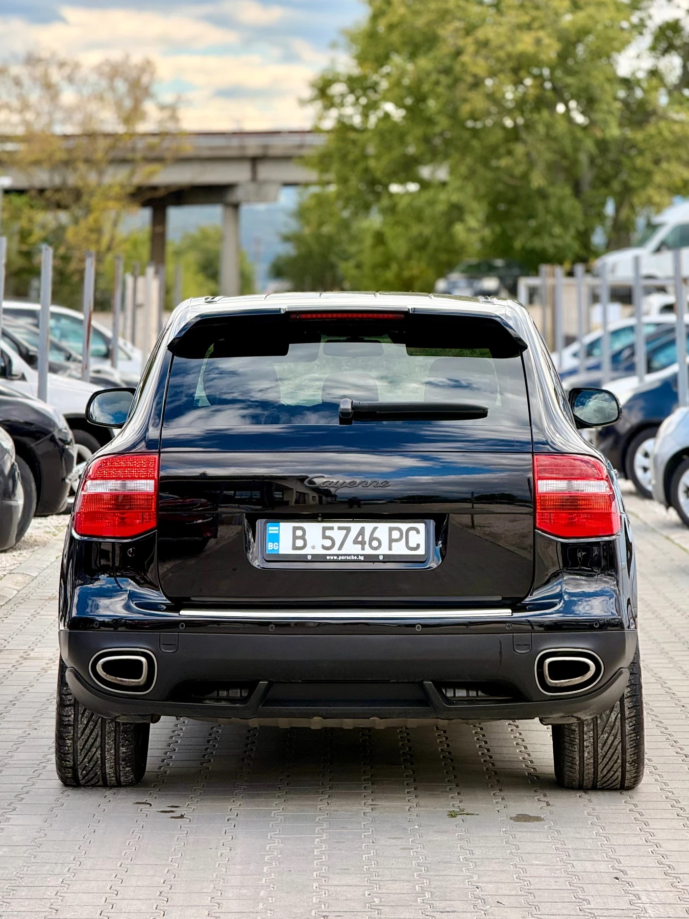 Porsche Cayenne 3.6* Втори собственик* Като нов* Топ* Бартер*  - изображение 9