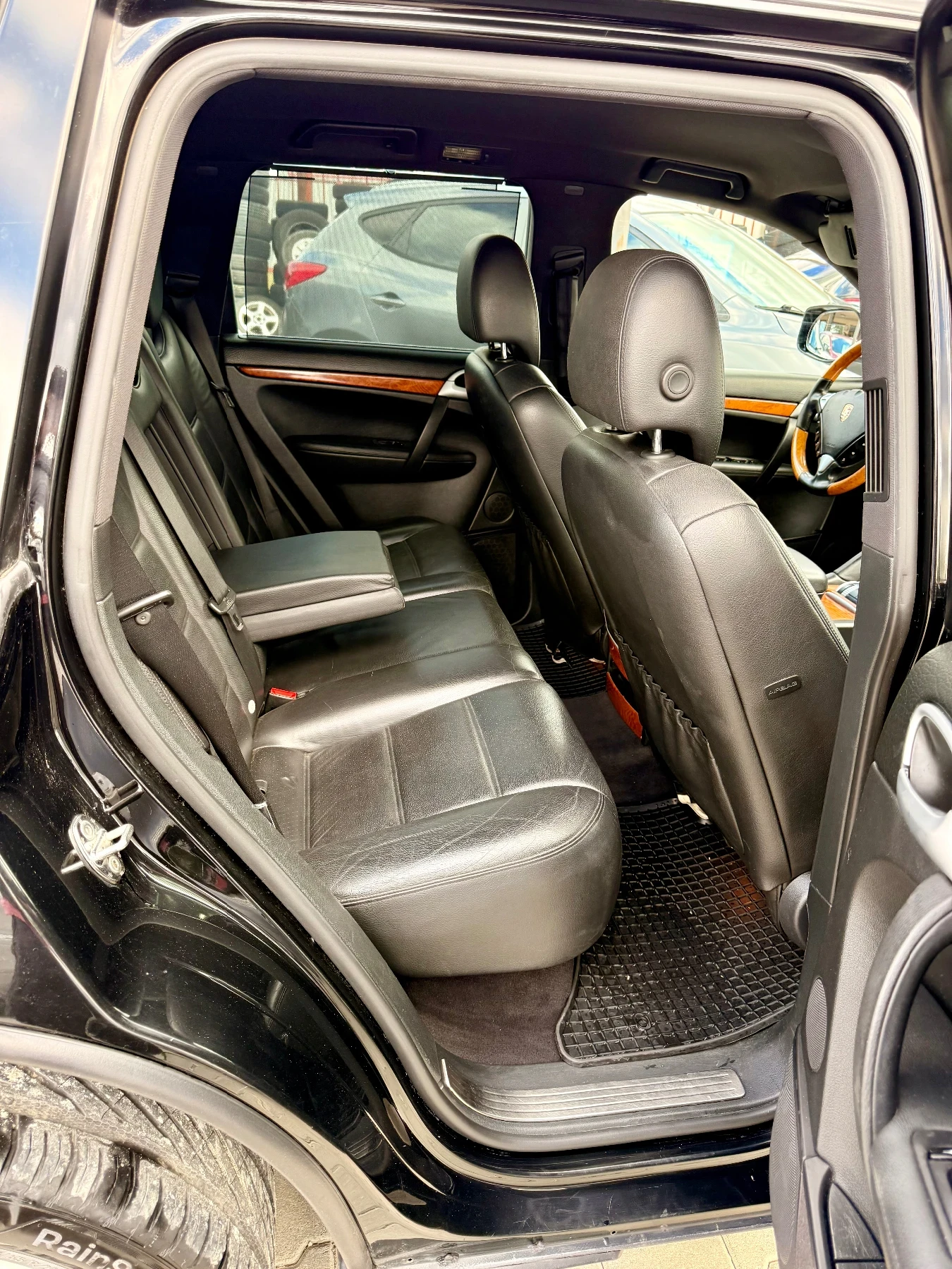 Porsche Cayenne 3.6* Втори собственик* Като нов* Топ* Бартер*  - изображение 7