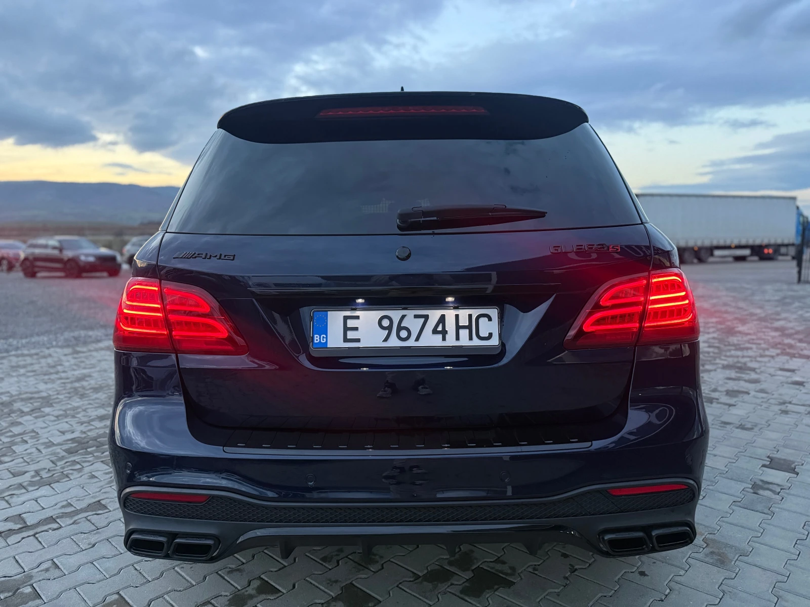 Mercedes-Benz GLE 63 S AMG 6.3s AMG 144 х km Собствен лизинг !!! - изображение 5