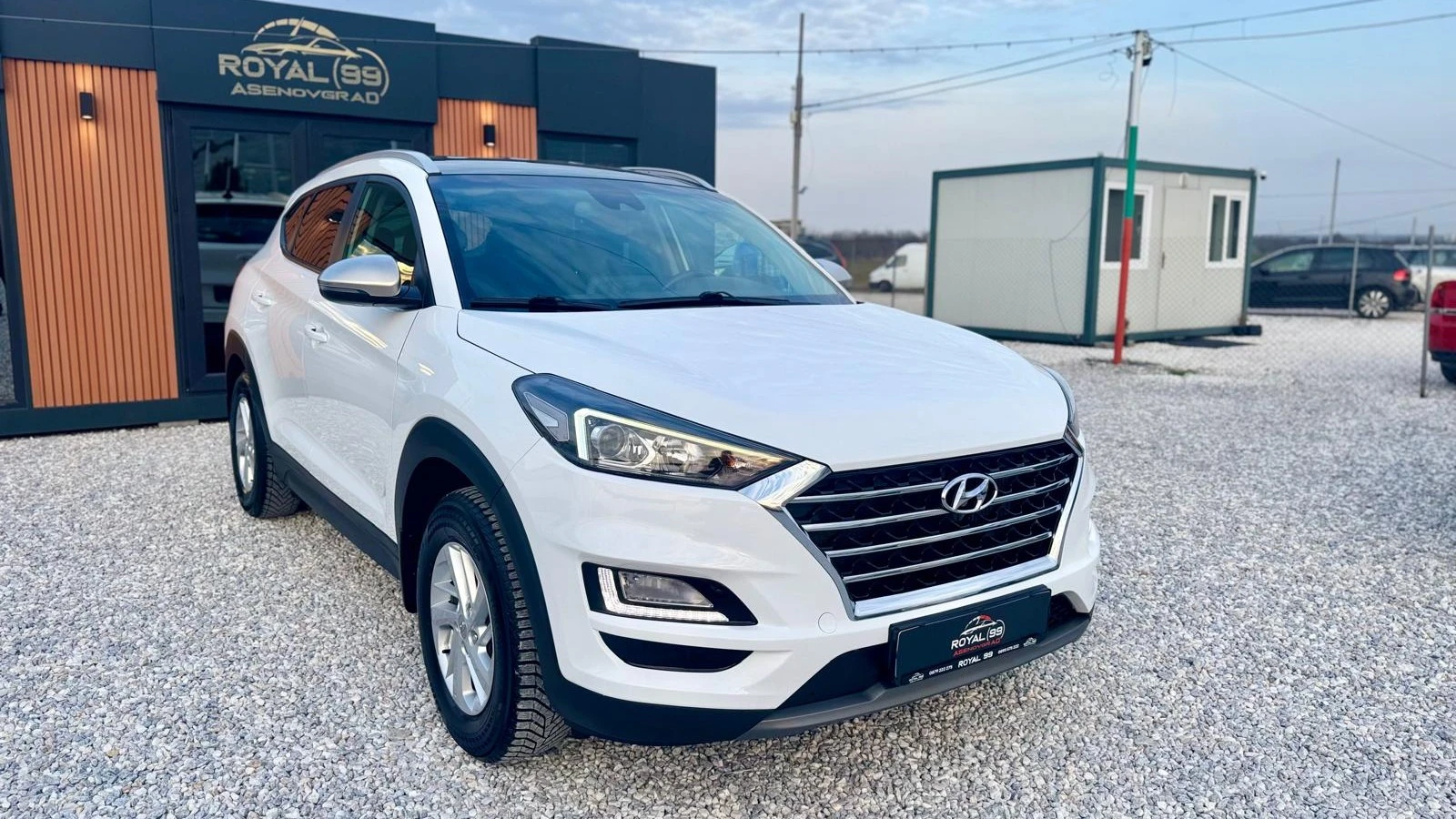 Hyundai Tucson ::STYLE::FACELIFT::1 собственик, снимка 3 - Автомобили и джипове - 53721016