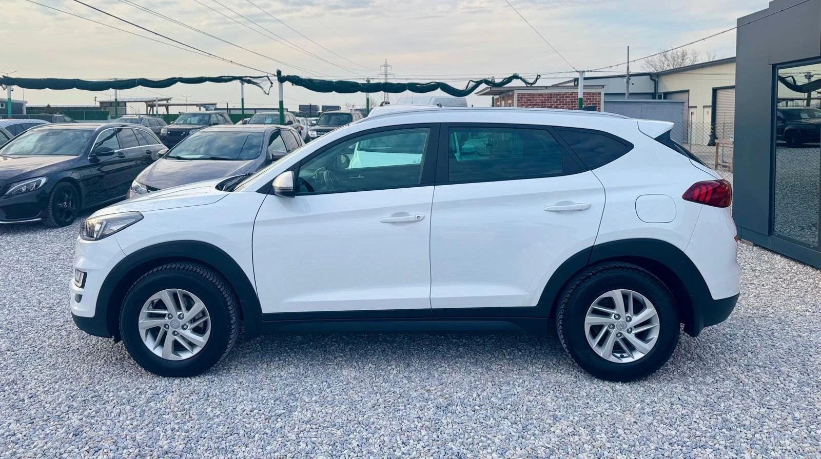 Hyundai Tucson ::STYLE::FACELIFT::1 собственик, снимка 5 - Автомобили и джипове - 53721016