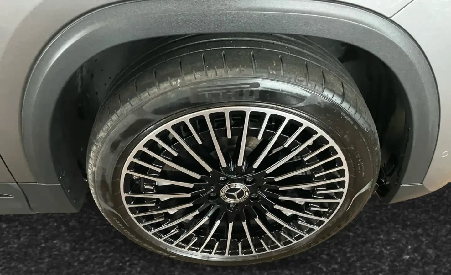 Mercedes-Benz EQA 250+ AMG+ NIGHT+ 20"+ PLUS-PAKET+ 360+ KEYLESS, снимка 7 - Автомобили и джипове - 54973793