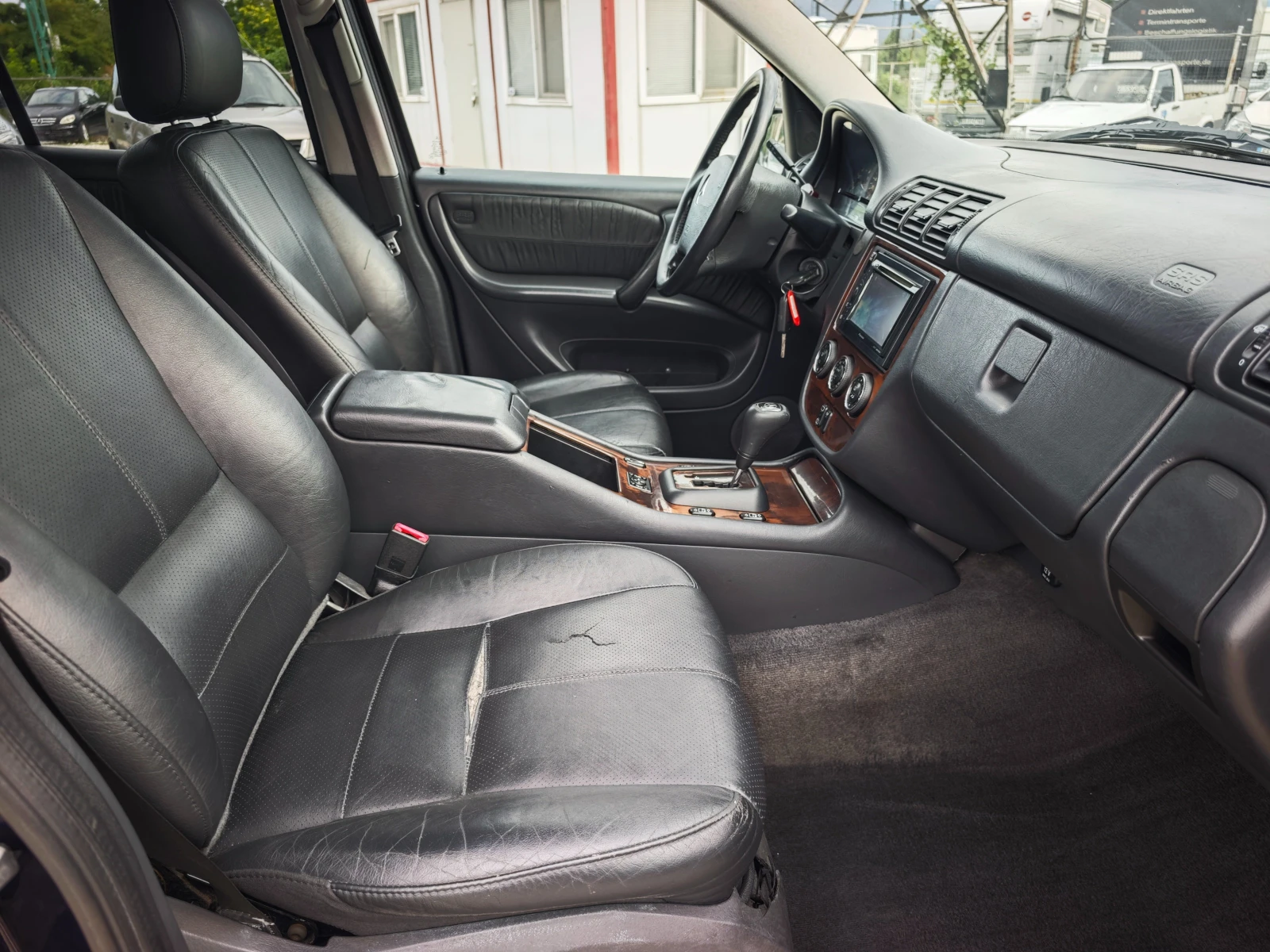 Mercedes-Benz ML 270 ИТАЛИЯ / FACELIFT, снимка 13 - Автомобили и джипове - 55052057