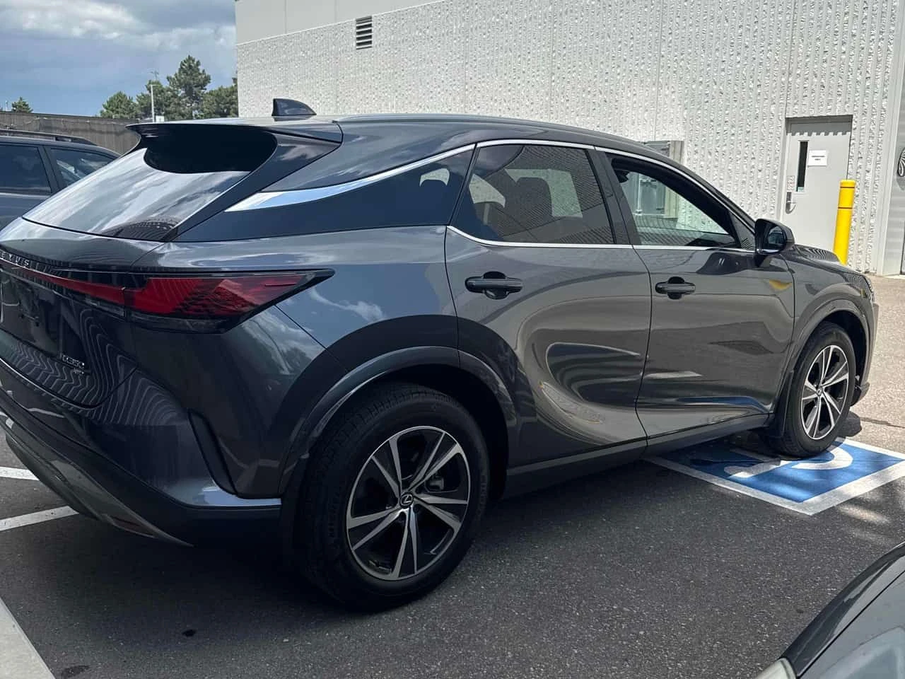 Lexus RX 350 * CARFAX * ОПЦИЯ ЗА ФИНАНСИРАНЕ, снимка 3 - Автомобили и джипове - 55161260