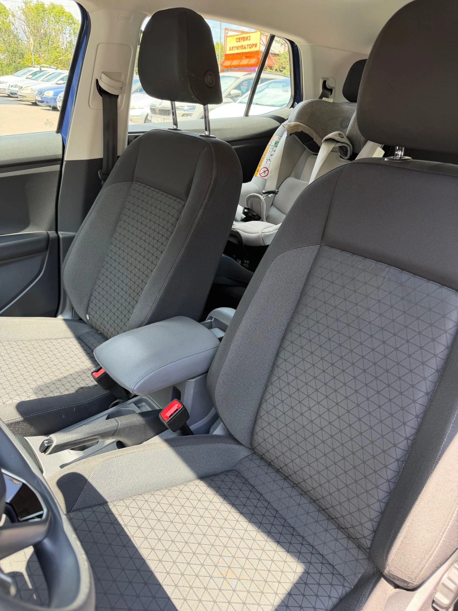 VW T-Cross, снимка 9 - Автомобили и джипове - 55310575