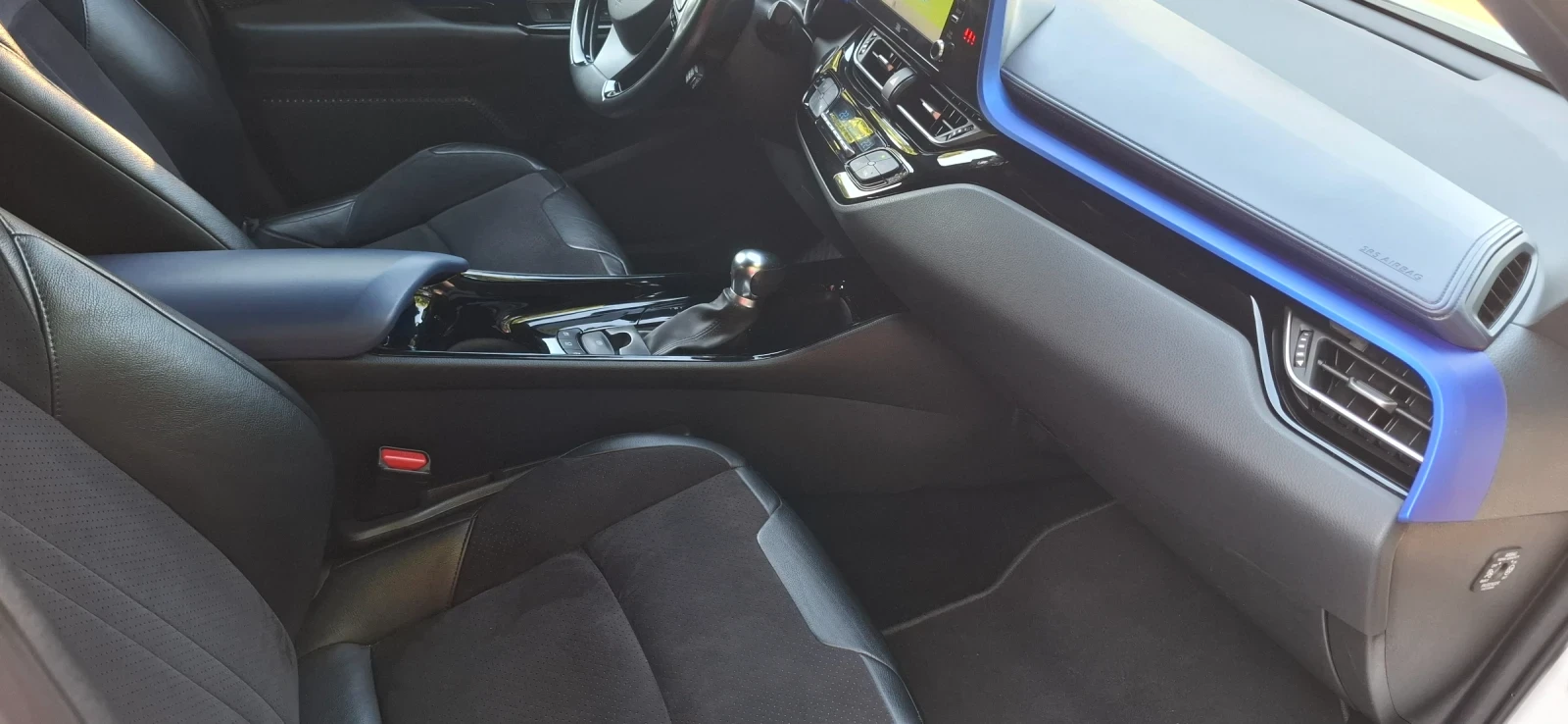 Toyota C-HR, снимка 13 - Автомобили и джипове - 55647423