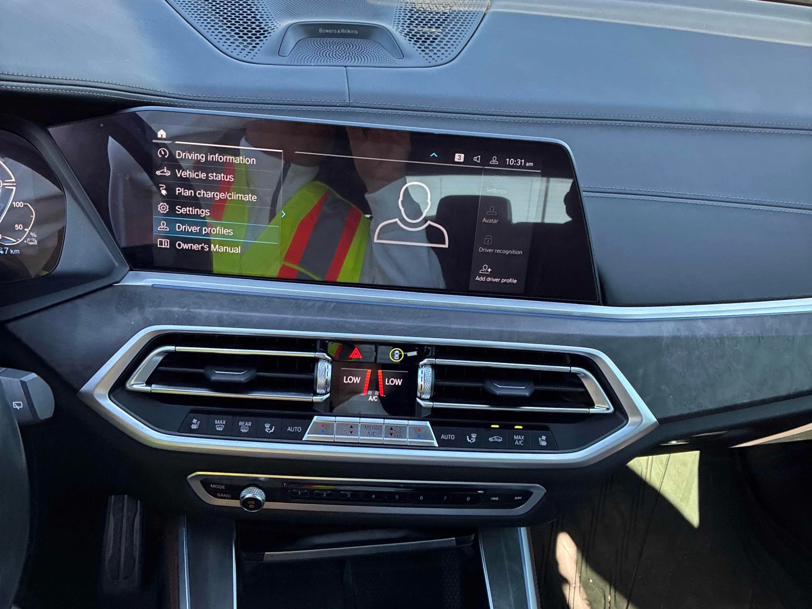 BMW X5 * xDrive45e * INDIVIDUAL* LASER* DIS* 360* , снимка 9 - Автомобили и джипове - 55891437