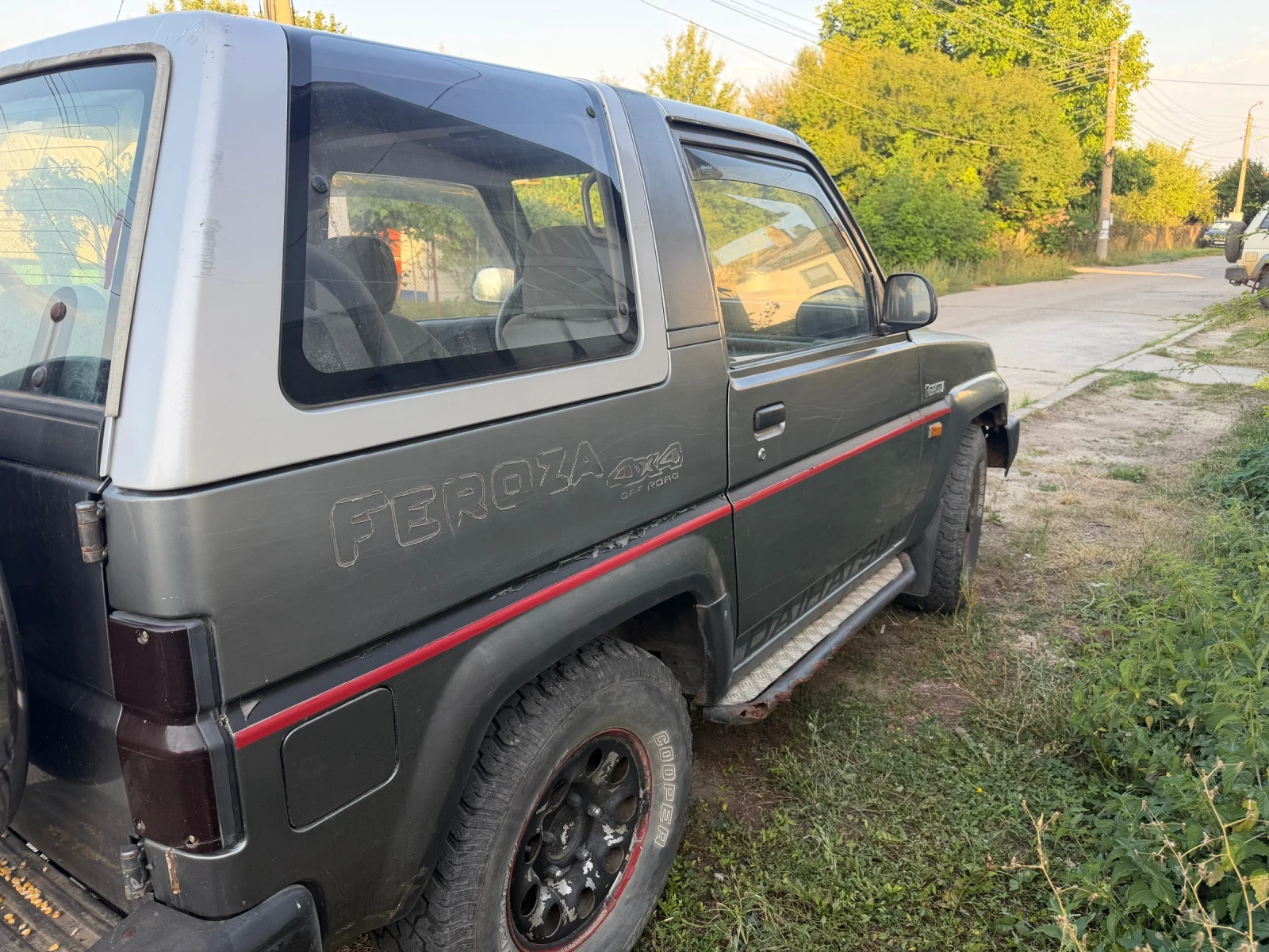 Daihatsu Feroza Газ, снимка 4 - Автомобили и джипове - 55891515
