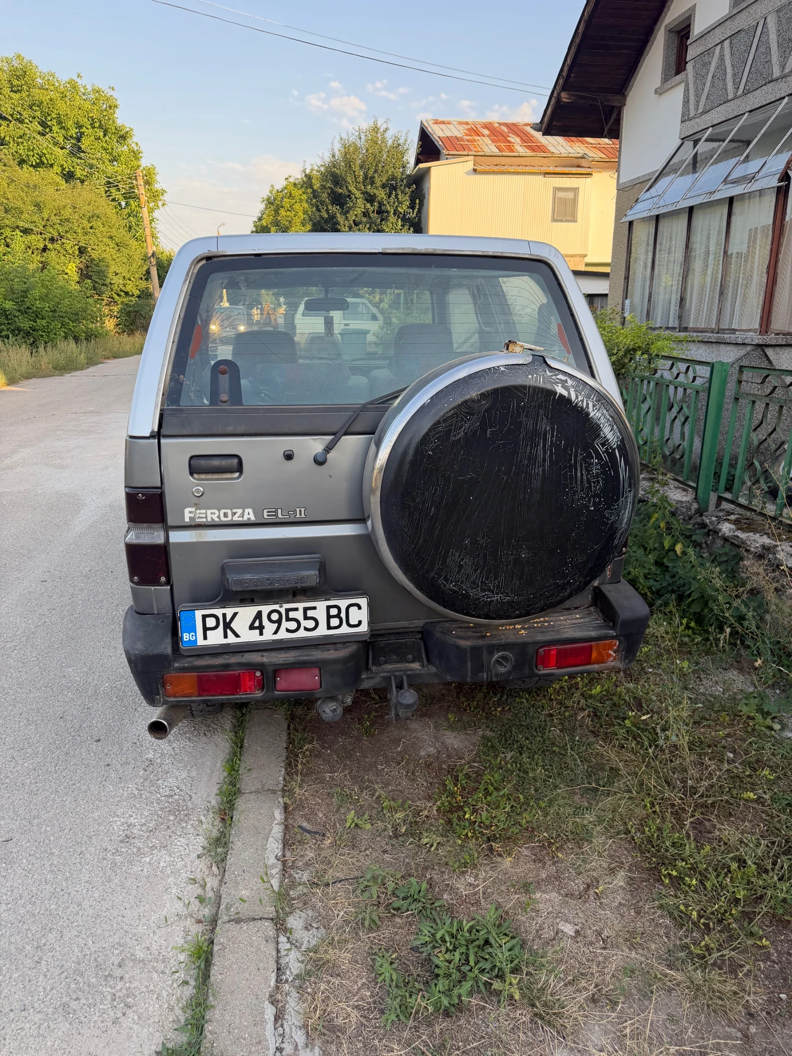Daihatsu Feroza Газ, снимка 3 - Автомобили и джипове - 55891515