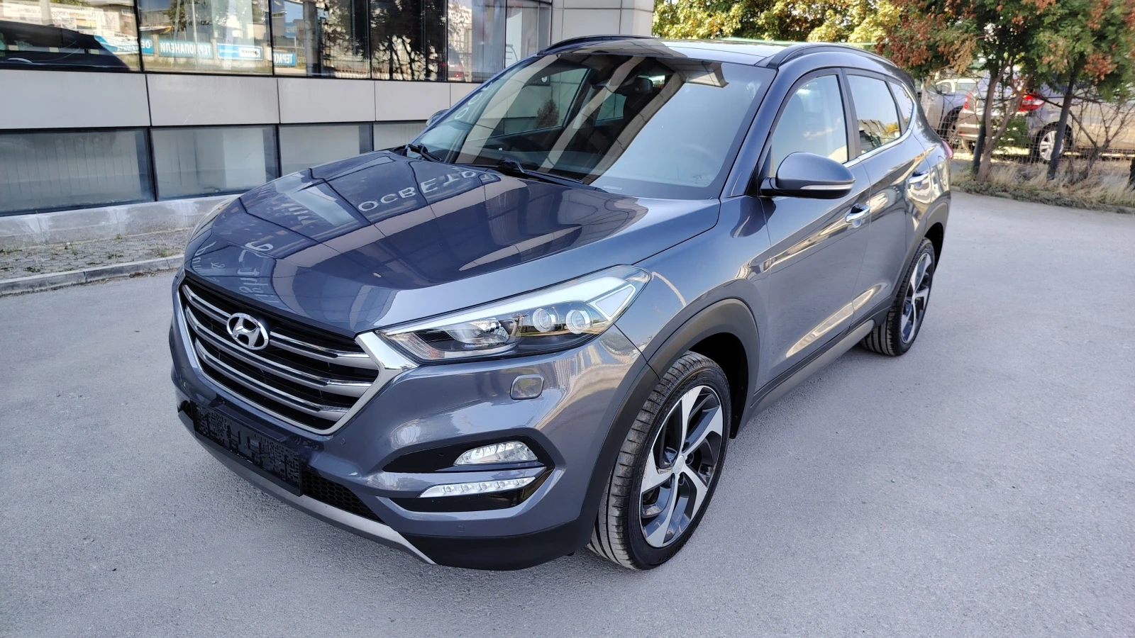 Hyundai Tucson 2.0 4Х4, снимка 2 - Автомобили и джипове - 56170574