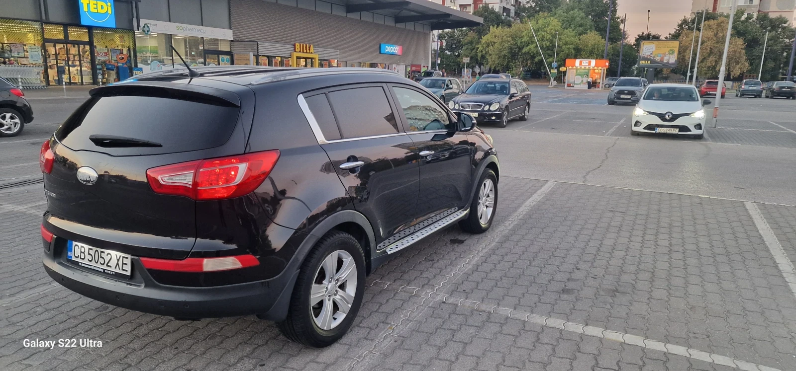 Kia Sportage, снимка 4 - Автомобили и джипове - 56411881