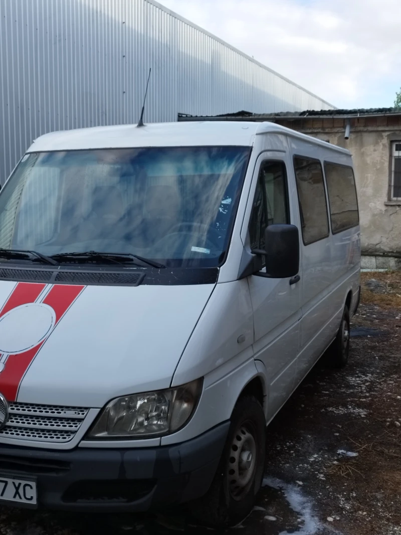 Mercedes-Benz Sprinter 211 CDI, снимка 10 - Бусове и автобуси - 52929564