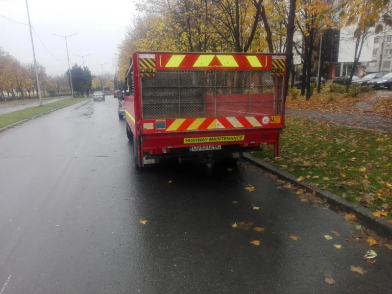 Ford Transit 2.4tdi, снимка 2 - Бусове и автобуси - 52470969