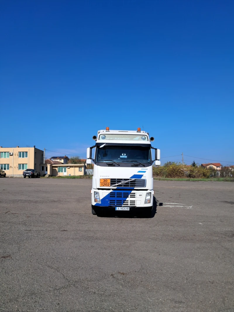 Volvo Fh, снимка 2 - Камиони - 52422934