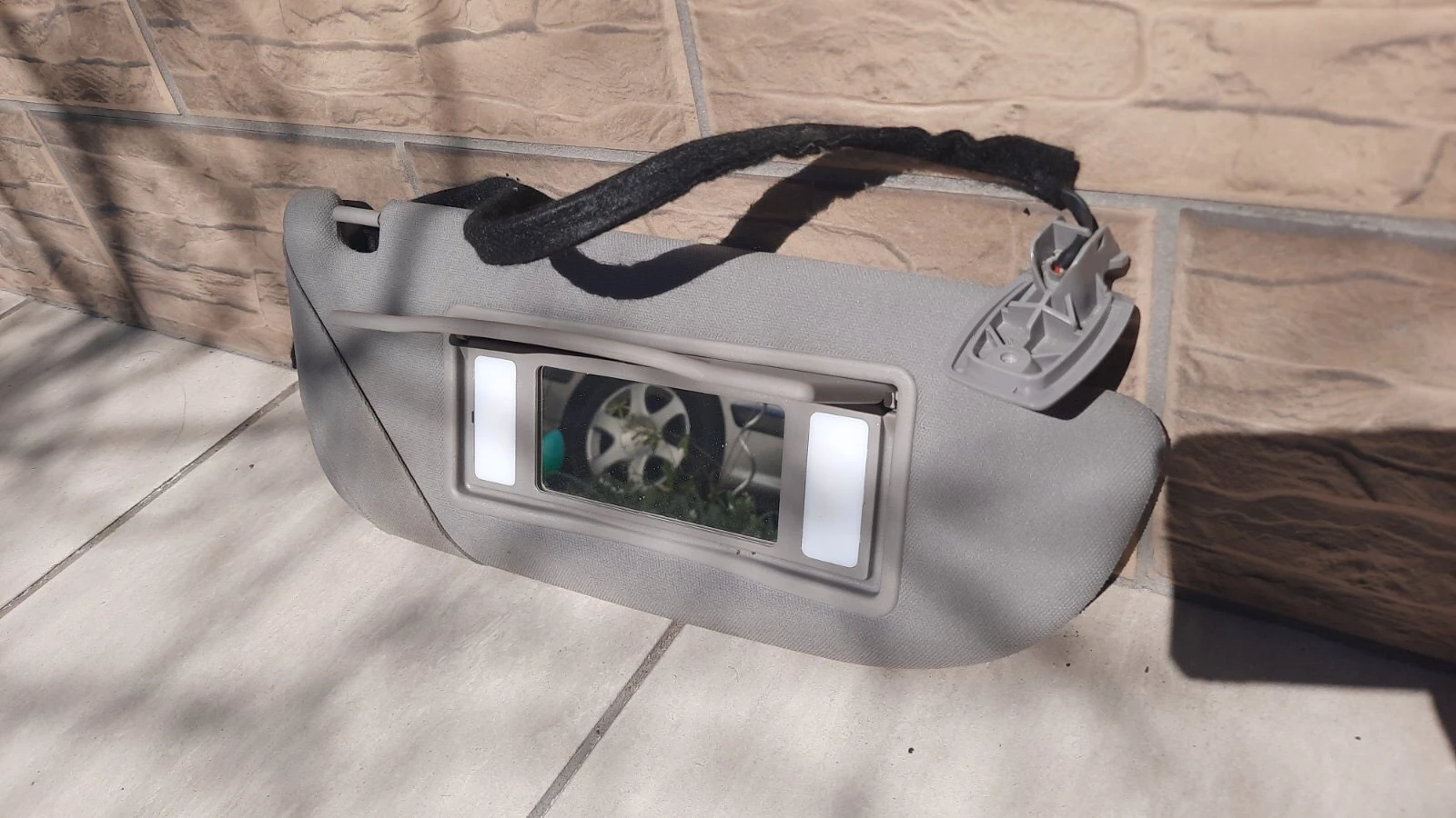  :    607 | Mobile.bg   1