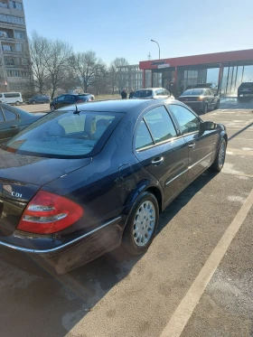 Mercedes-Benz E 220, снимка 6