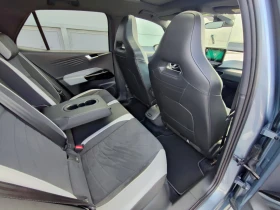 VW ID.3 PRO MAX SPORT/IQ LIGHT/MASSAGE/PANO/HEAD UP/FULL, снимка 17