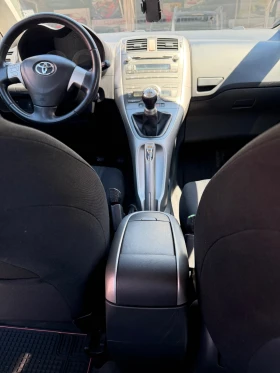 Toyota Auris, снимка 17