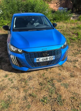 Peugeot 208 НОВА 10230км.ALLURE, снимка 2