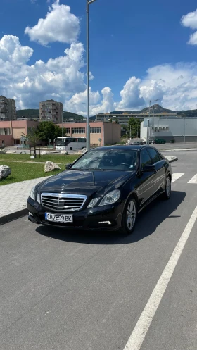 Mercedes-Benz E 350 4MATIC ДИСТРОНИК/ПОДГРЕВ/МЕМОРИ, снимка 6