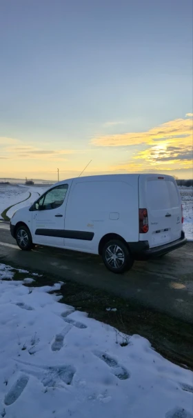 Citroen Berlingo 1.6HDI Климатик - 3200 € / 6258.66 лв. - 14413809 4