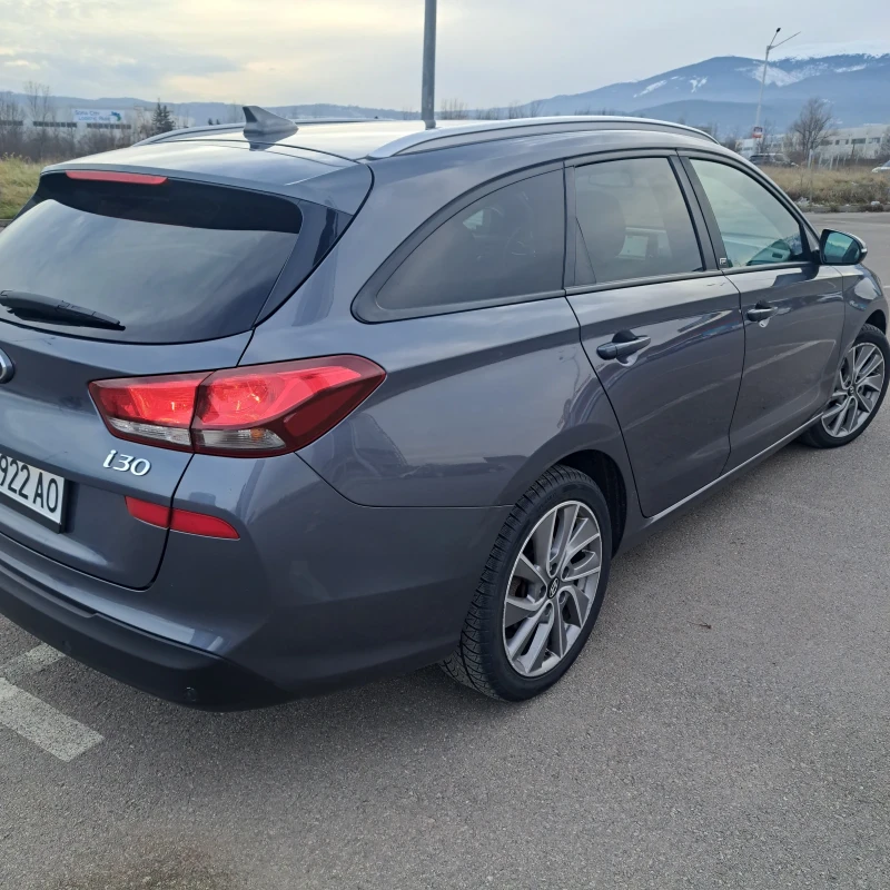 Hyundai I30 Комби, снимка 6 - Автомобили и джипове - 48840675