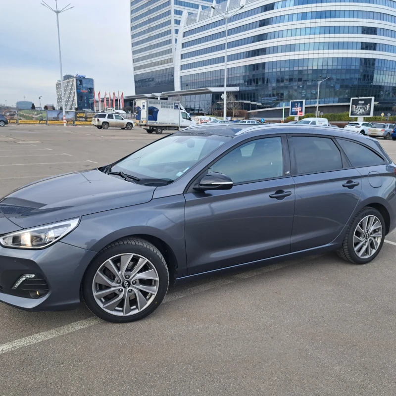 Hyundai I30 Комби, снимка 1 - Автомобили и джипове - 48840675