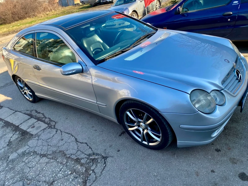 Mercedes-Benz C 220, снимка 3 - Автомобили и джипове - 49118256