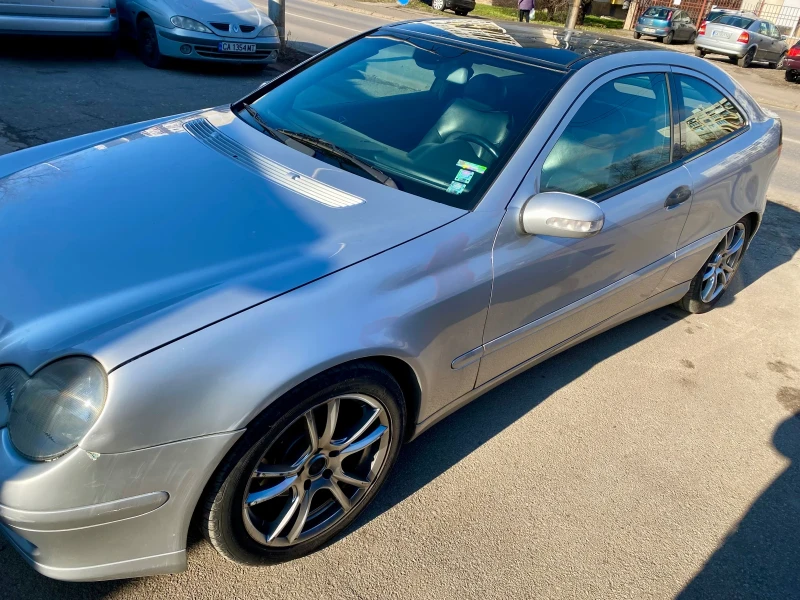 Mercedes-Benz C 220, снимка 2 - Автомобили и джипове - 49118256