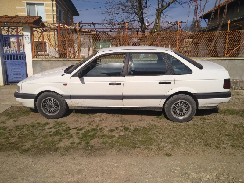 VW Passat, снимка 3 - Автомобили и джипове - 49429511