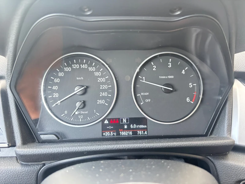 BMW 218 Active Tourer, снимка 6 - Автомобили и джипове - 50984320