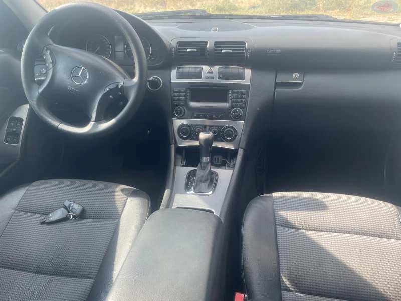 Mercedes-Benz C 220 2.2CDI FACELIFT AVANGARD, снимка 13 - Автомобили и джипове - 51827184