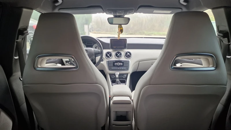 Mercedes-Benz A 180, снимка 6 - Автомобили и джипове - 52518268