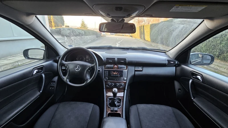 Mercedes-Benz C 220 * 198 000 * км, снимка 8 - Автомобили и джипове - 52851269