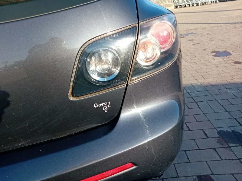 Mazda 3 1.6i Газ.инжекцион ТОP, снимка 10 - Автомобили и джипове - 53395260