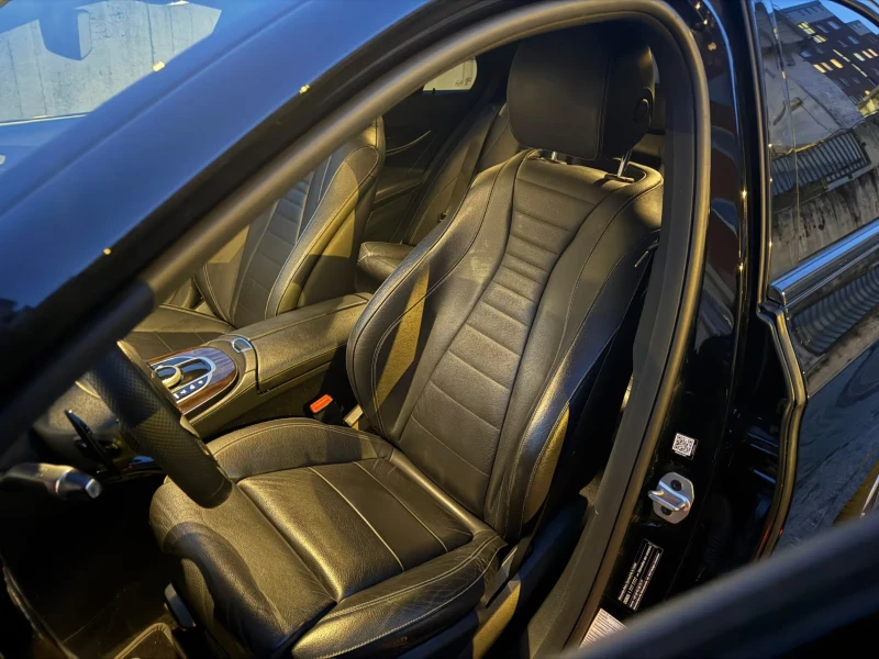 Mercedes-Benz E 220 AMG/194HP/4MATIC/WIDESCREEN/DISTR/CAM/129h, снимка 11 - Автомобили и джипове - 53456393