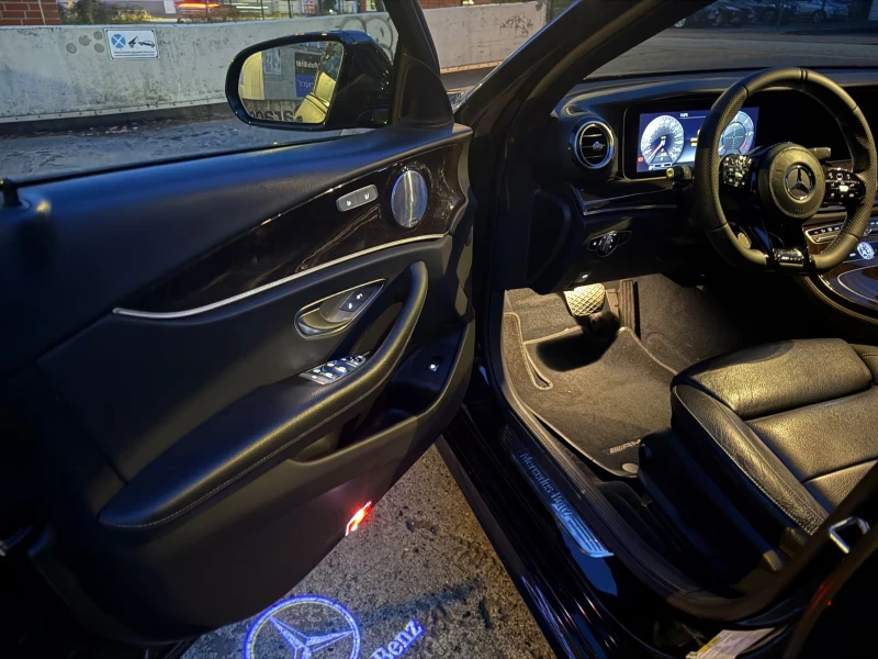 Mercedes-Benz E 220 AMG/194HP/4MATIC/WIDESCREEN/DISTR/CAM/129h, снимка 10 - Автомобили и джипове - 53456393