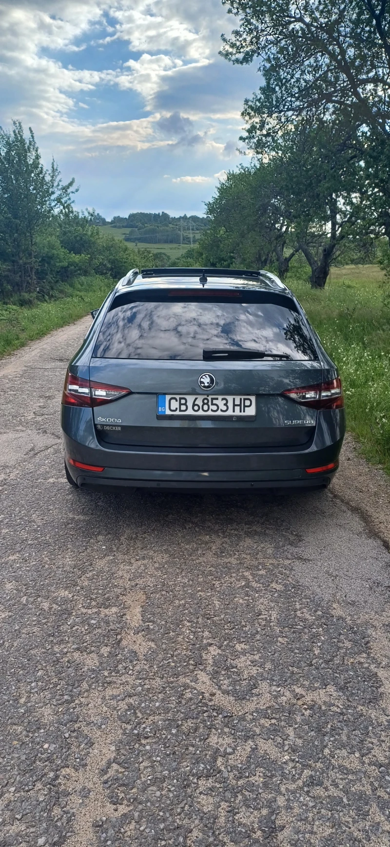 Skoda Superb 2.0 TDI, снимка 9 - Автомобили и джипове - 53489197