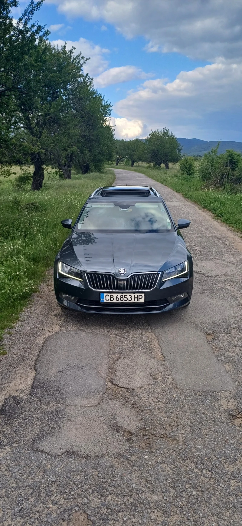 Skoda Superb 2.0 TDI, снимка 4 - Автомобили и джипове - 53489197
