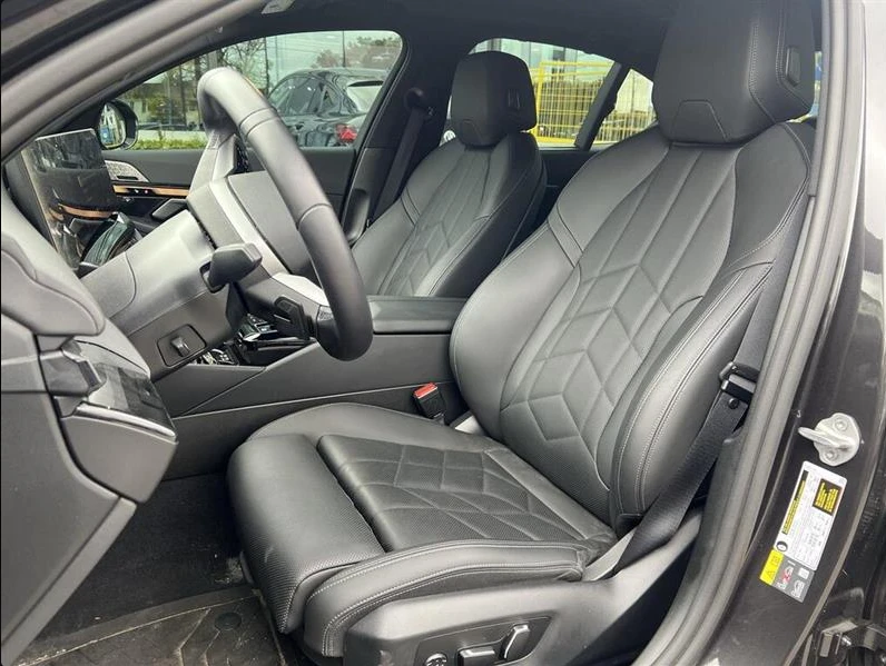 BMW i5 xDrive40/ M sport package pro/Bowers & Wilkins/ , снимка 10 - Автомобили и джипове - 55117458