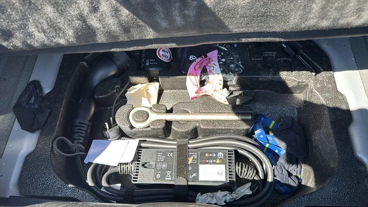 Fiat 500e 42kWh KeylessGo Klima , снимка 9 - Автомобили и джипове - 56323874
