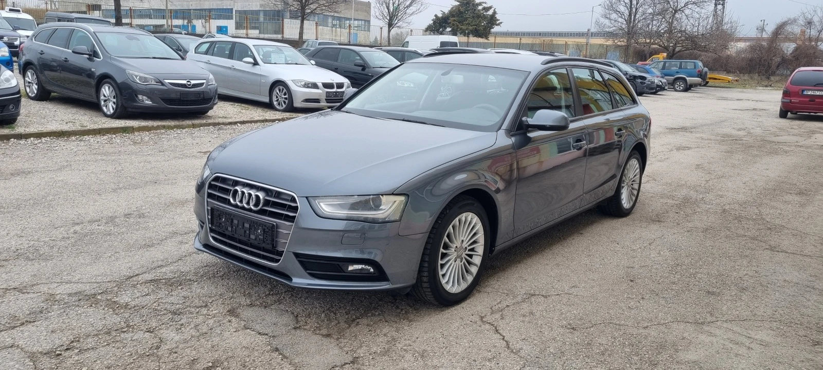 Audi A4 2.0 TDI АВТОМАТ ITALY - изображение 2