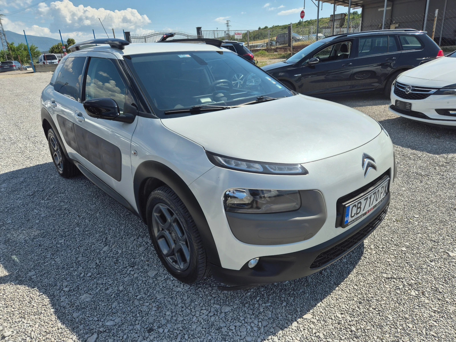 Citroen C4 Cactus 1.6 HDI e6 - изображение 3