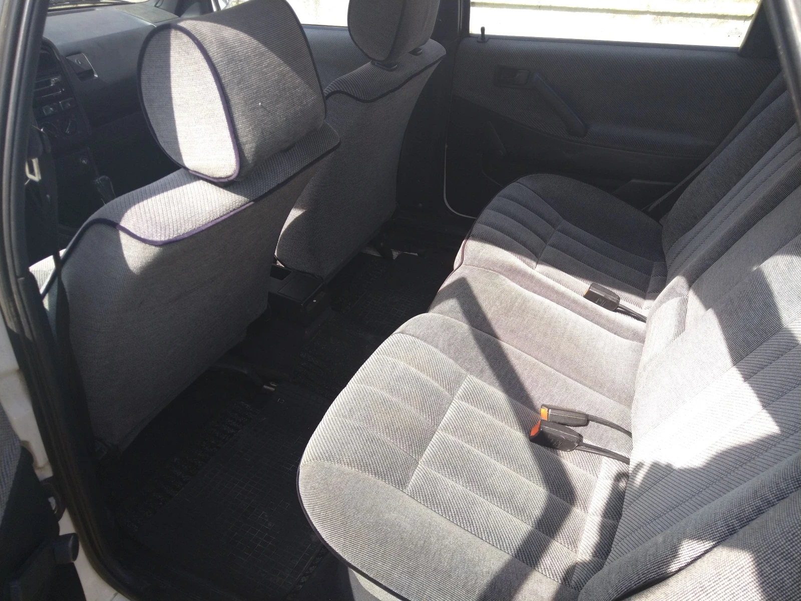 VW Passat  - изображение 9