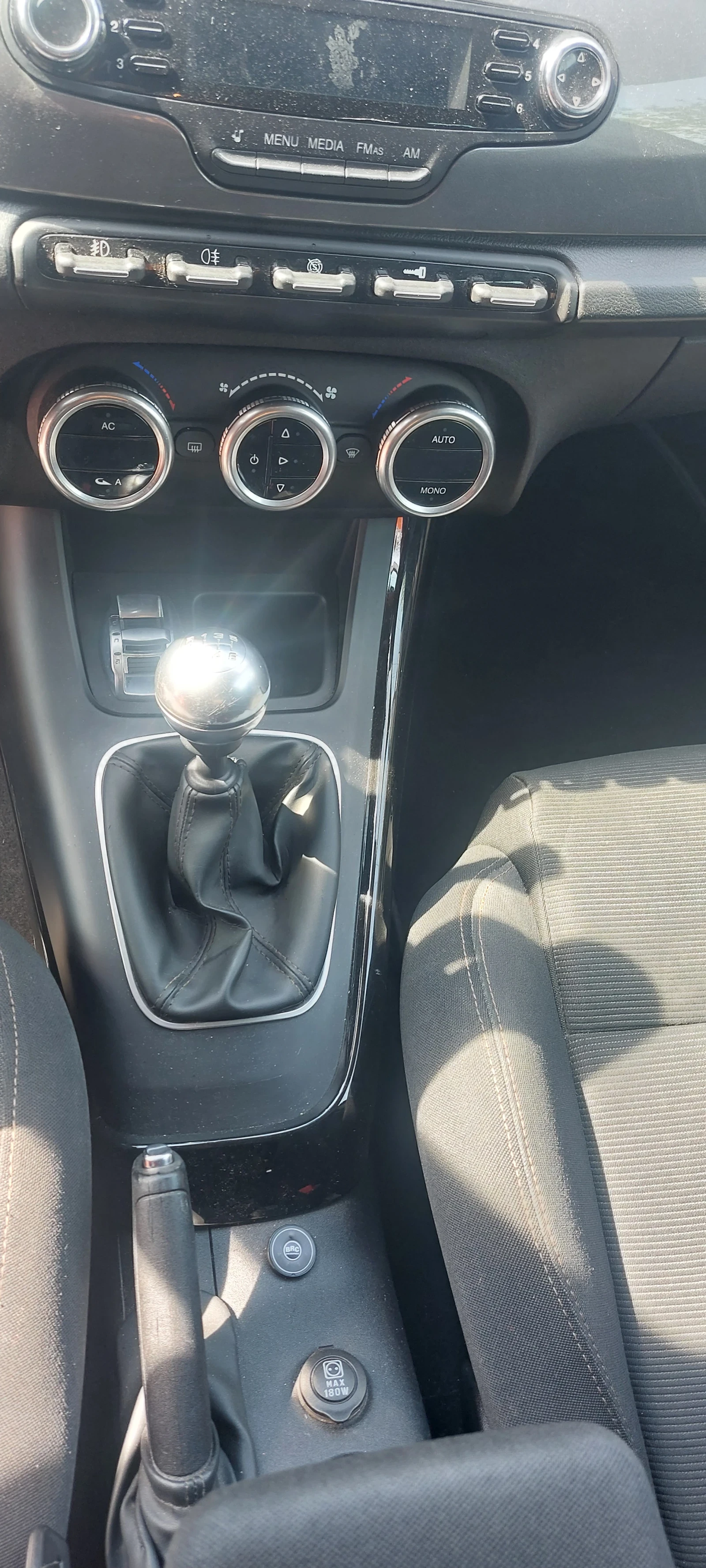 Alfa Romeo Giulietta Газ/бензин - изображение 10