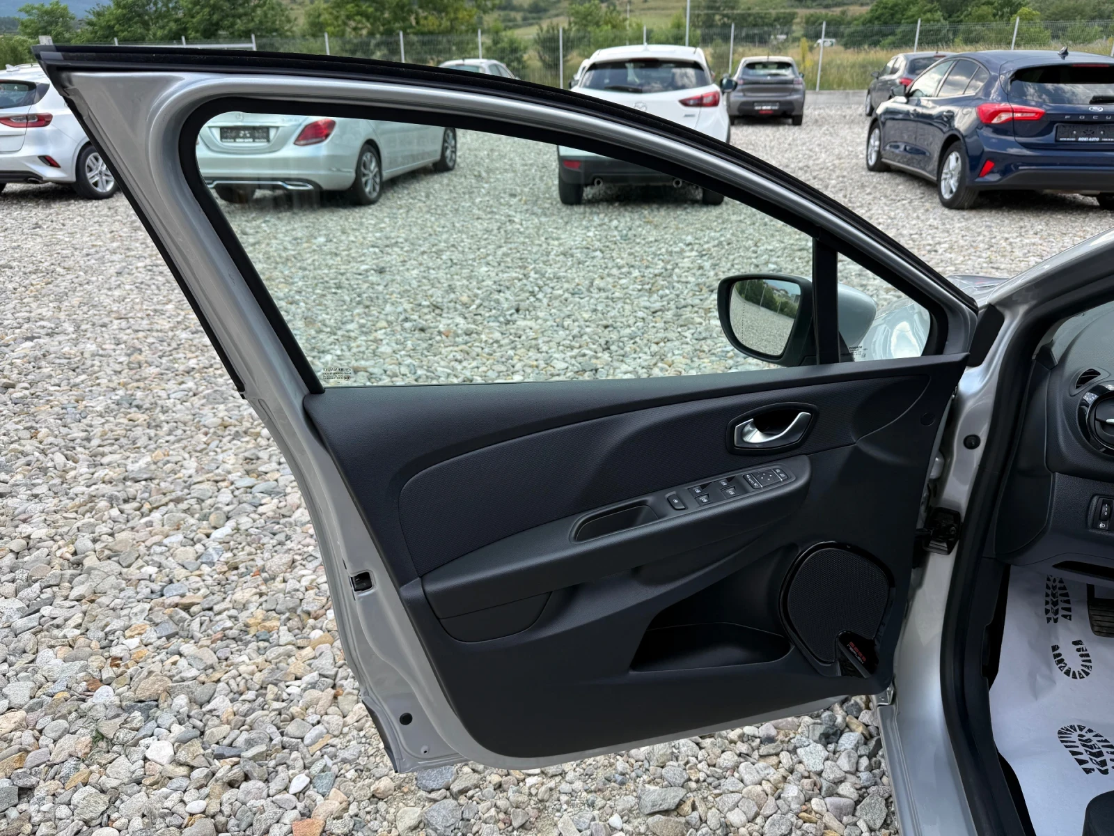 Renault Clio  - изображение 8
