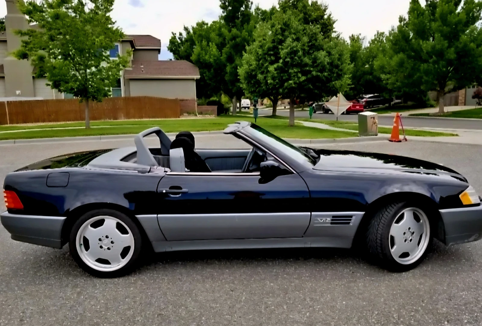 Mercedes-Benz SL 600  SL 600 V12 - изображение 10