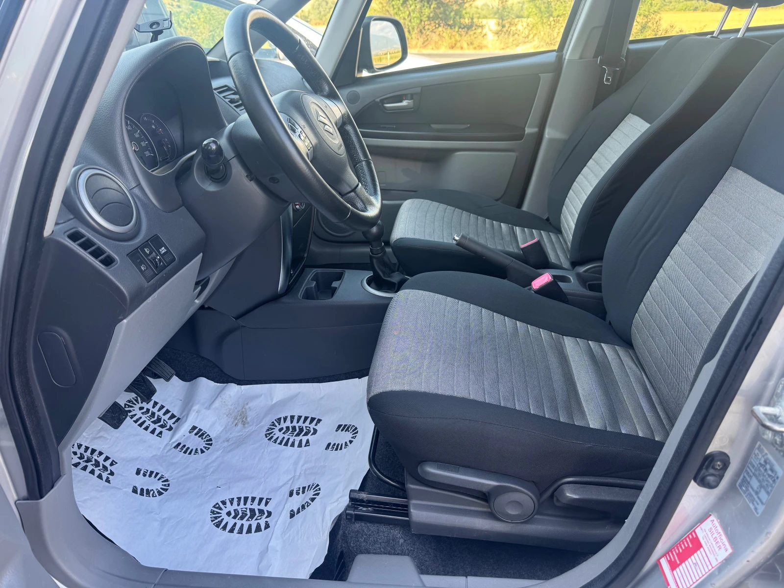 Suzuki SX4 1.6i-4x4 - изображение 8