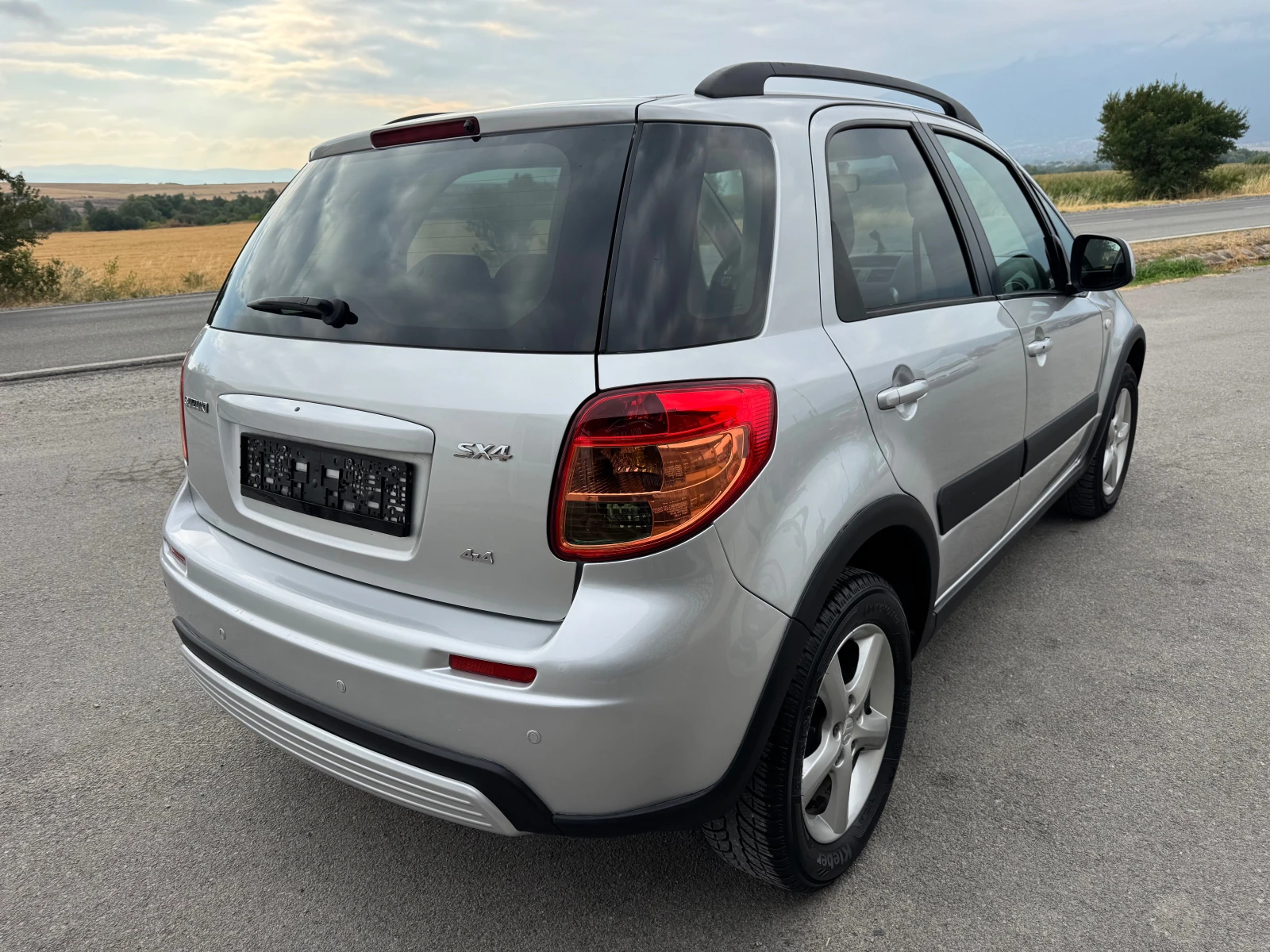 Suzuki SX4 1.6i-4x4 - изображение 6